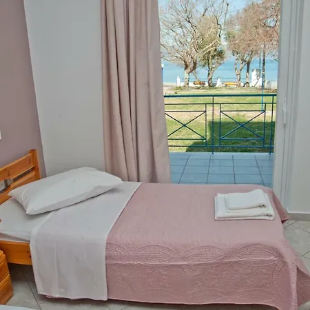 Erodios Aparthotel 3*