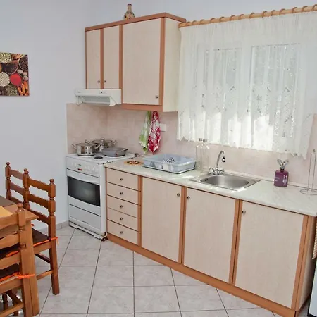 Erodios 3* Elaionas (Achaia)