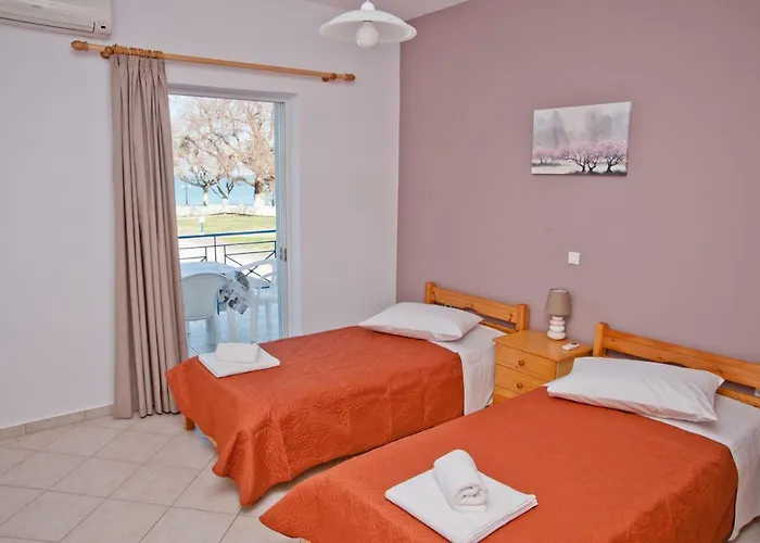 Erodios Aparthotel 3*