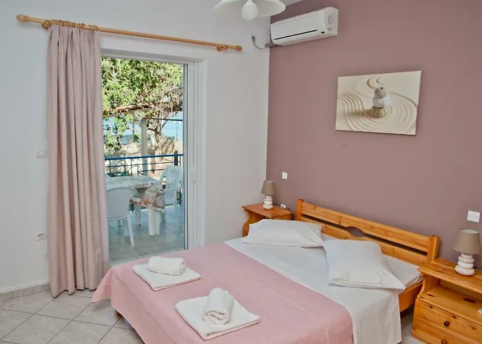 Erodios Aparthotel 3*